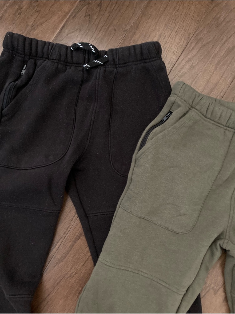 BUNDLE: Boys Sz 12-14 School Clothes Under Armour Tees Joggers Hoodie Sweater - Picture 13 of 15